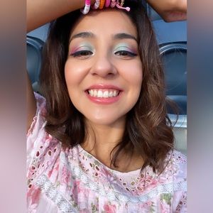 Meet your Posher, Elizabeth